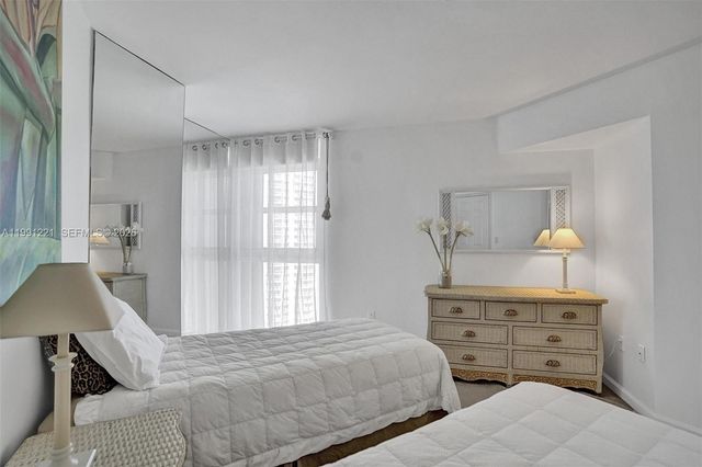 6301 Collins Ave 2308, Miami Beach, FL 33141