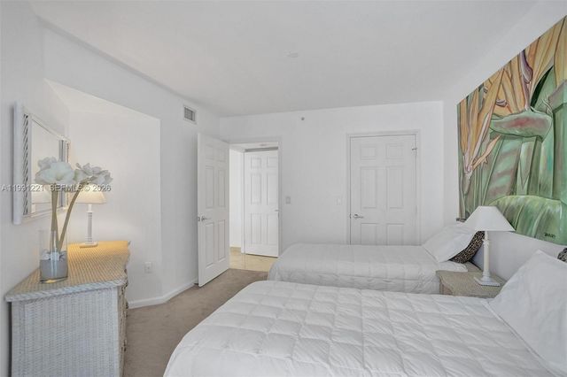 6301 Collins Ave 2308, Miami Beach, FL 33141