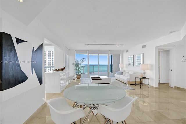6301 Collins Ave 2308, Miami Beach, FL 33141