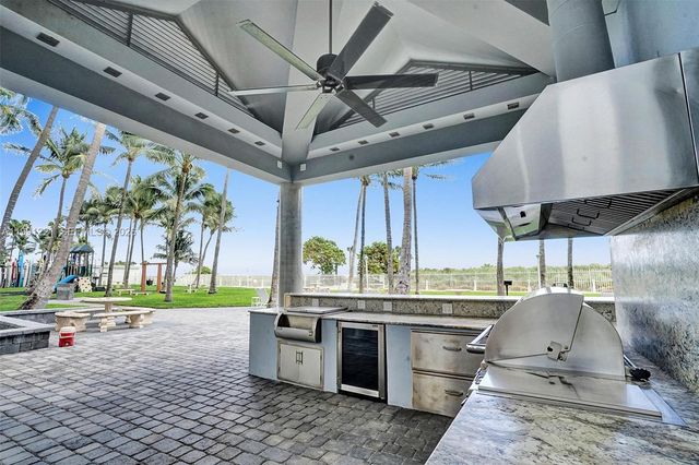 6301 Collins Ave 2308, Miami Beach, FL 33141