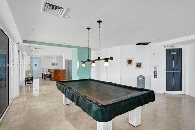 6301 Collins Ave 2308, Miami Beach, FL 33141