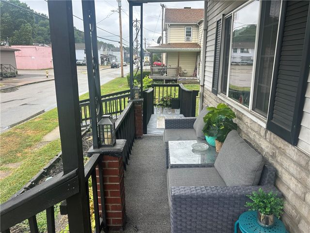 1320 Water St, Brownsville, PA 15417