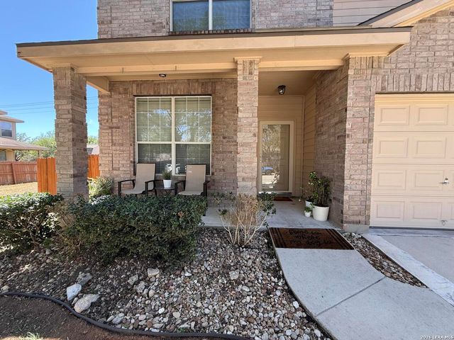 208 Cloud Xing, Cibolo, TX 78108