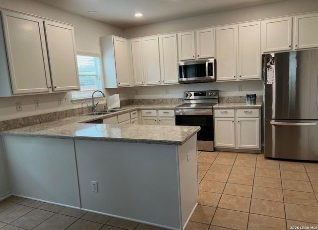 208 Cloud Xing, Cibolo, TX 78108