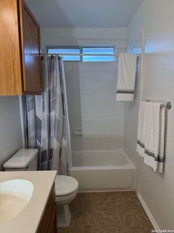 208 Cloud Xing, Cibolo, TX 78108