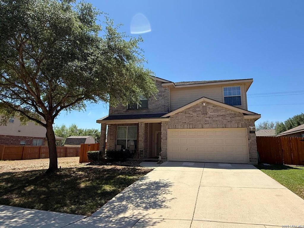 208 Cloud Xing, Cibolo, TX 78108
