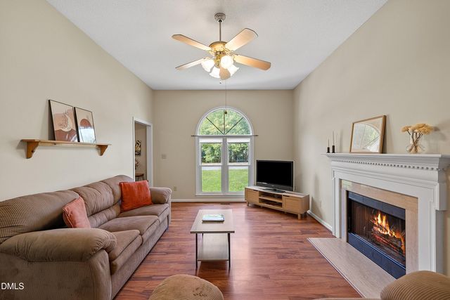 101 Gatepost Lane, Cary, NC 27513