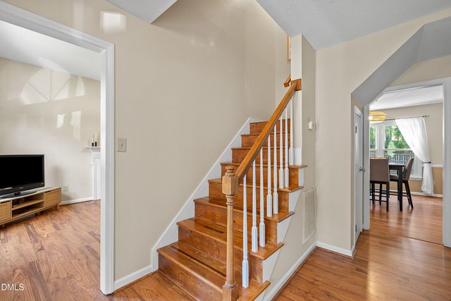 101 Gatepost Lane, Cary, NC 27513