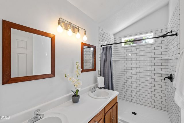 101 Gatepost Lane, Cary, NC 27513