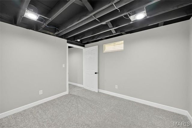 2246 Berwyn Drive, St Louis, MO 63136