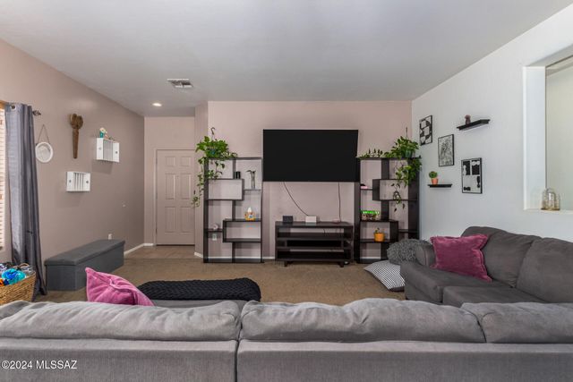 21330 E Reunion Road, Red Rock, AZ 85145