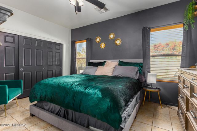 21330 E Reunion Road, Red Rock, AZ 85145