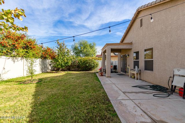 21330 E Reunion Road, Red Rock, AZ 85145