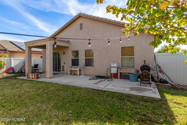 21330 E Reunion Road, Red Rock, AZ 85145