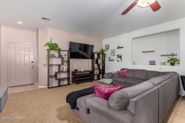 21330 E Reunion Road, Red Rock, AZ 85145