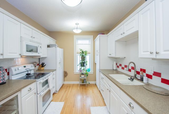 432 14th Avenue S, Fargo, ND 58103