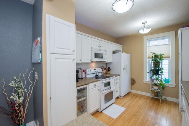 432 14th Avenue S, Fargo, ND 58103