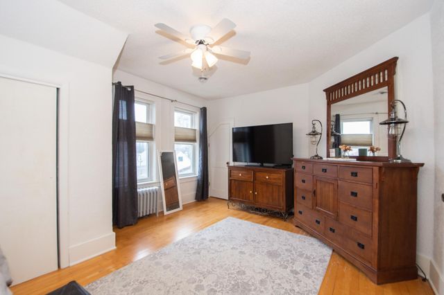 432 14th Avenue S, Fargo, ND 58103