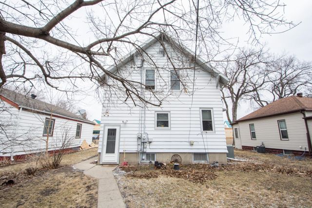 432 14th Avenue S, Fargo, ND 58103