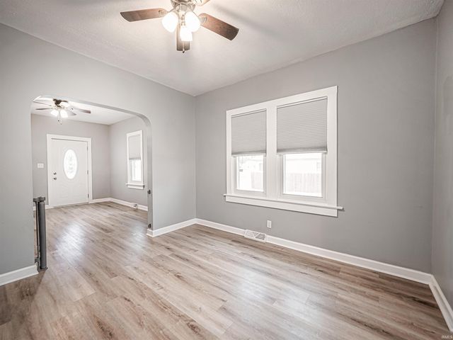 4106 Broadway Avenue, Evansville, IN 47712