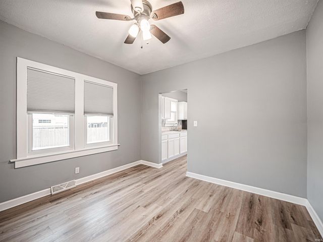 4106 Broadway Avenue, Evansville, IN 47712