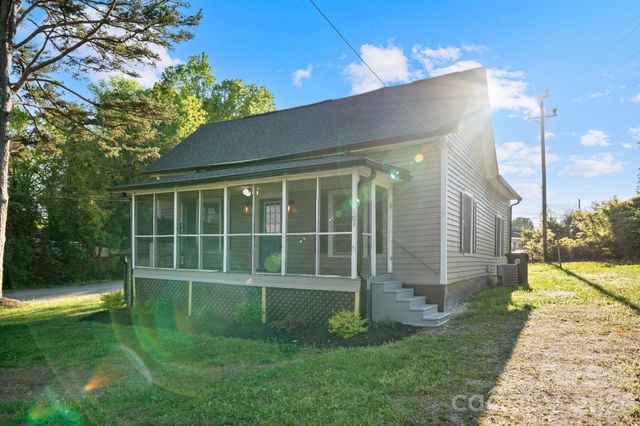 101 Fairview Street, Clover, SC 29710