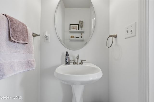 605 Raven Way, Elizabeth City, NC 27909