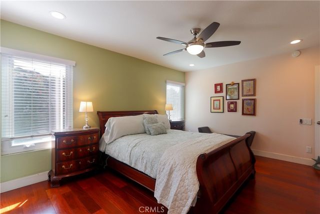 8 Sandpiper, Irvine, CA 92604