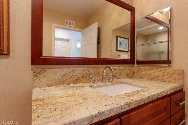 8 Sandpiper, Irvine, CA 92604