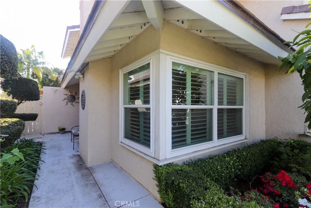 8 Sandpiper, Irvine, CA 92604