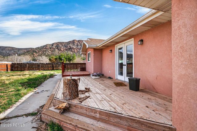 780 N Hildale Street, Hildale, UT 84784