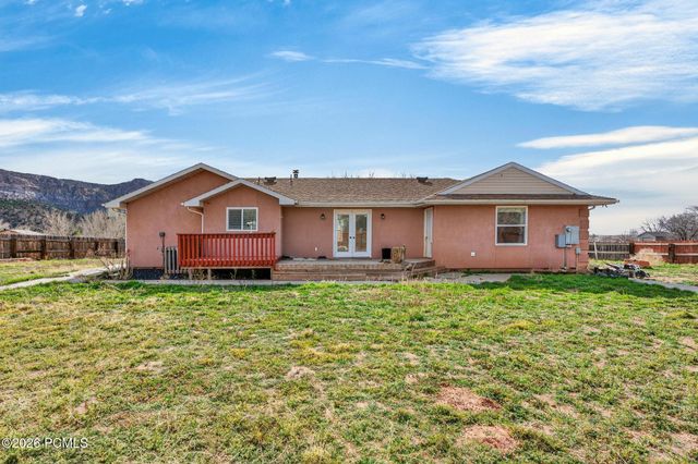 780 N Hildale Street, Hildale, UT 84784