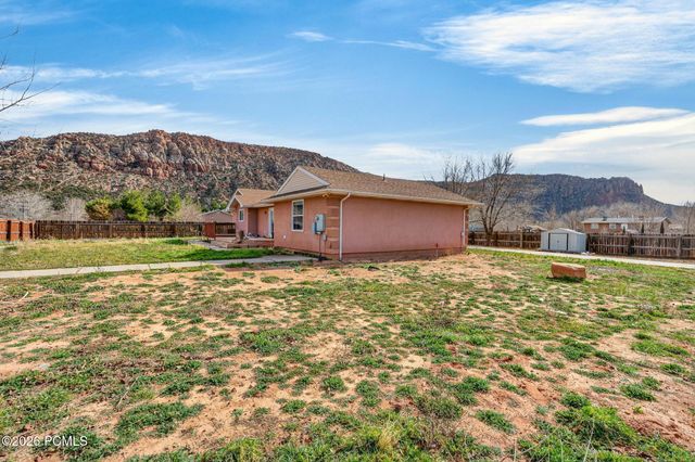 780 N Hildale Street, Hildale, UT 84784
