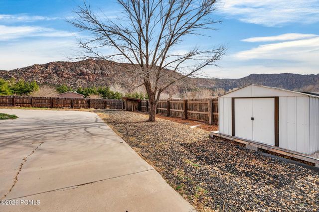 780 N Hildale Street, Hildale, UT 84784