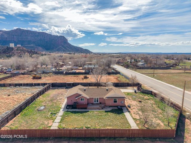 780 N Hildale Street, Hildale, UT 84784