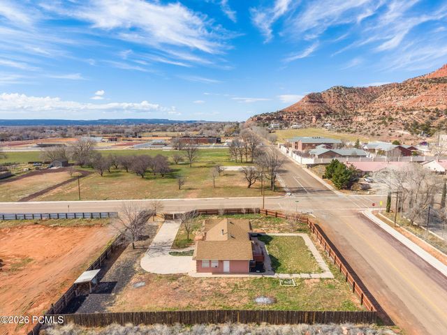 780 N Hildale Street, Hildale, UT 84784