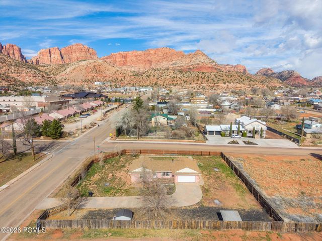 780 N Hildale Street, Hildale, UT 84784
