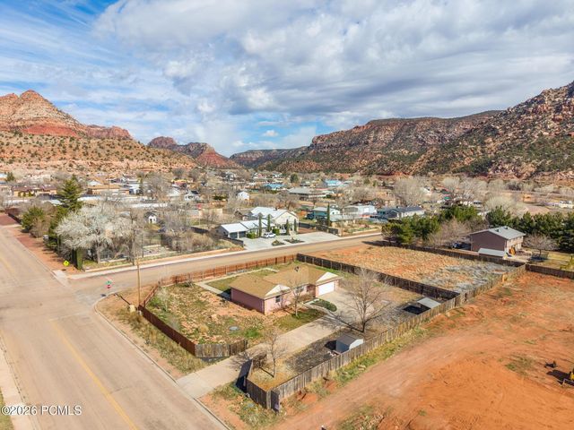 780 N Hildale Street, Hildale, UT 84784