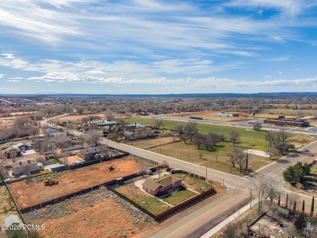 780 N Hildale Street, Hildale, UT 84784