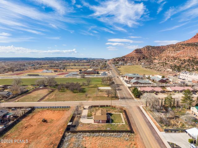 780 N Hildale Street, Hildale, UT 84784