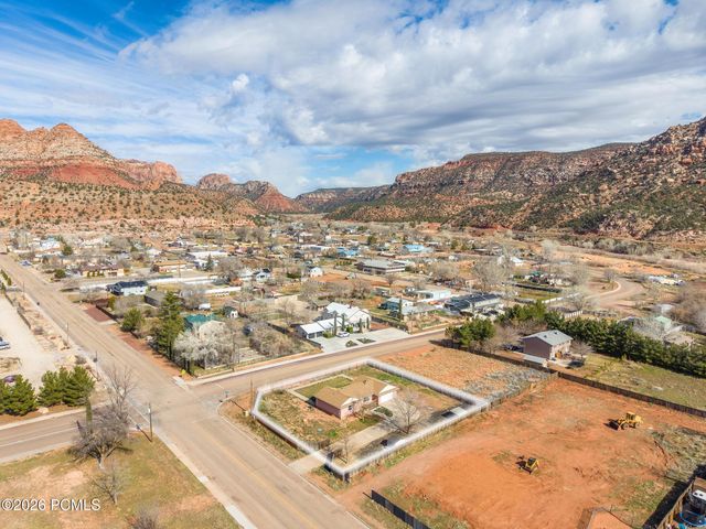 780 N Hildale Street, Hildale, UT 84784