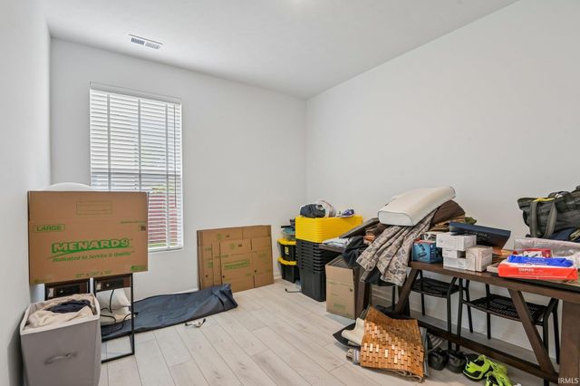 822 Lando Creek Drive, Kokomo, IN 46902