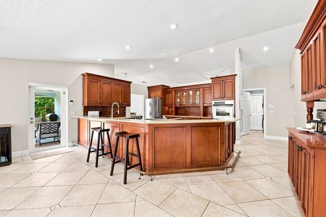 16644 122nd Drive N, Jupiter, FL 33478