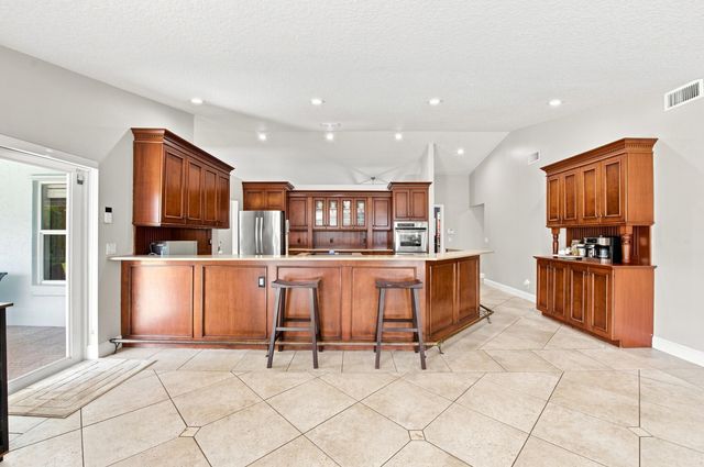 16644 122nd Drive N, Jupiter, FL 33478