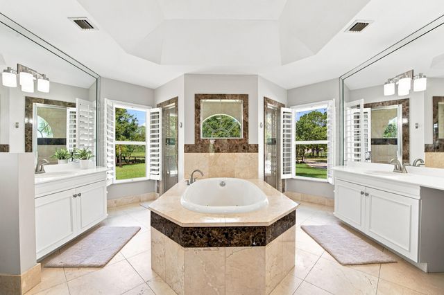 16644 122nd Drive N, Jupiter, FL 33478