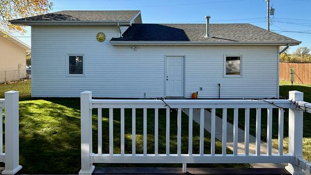 2905 2nd Ave SW, Minot, ND 58701