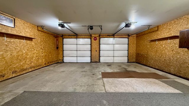 2905 2nd Ave SW, Minot, ND 58701