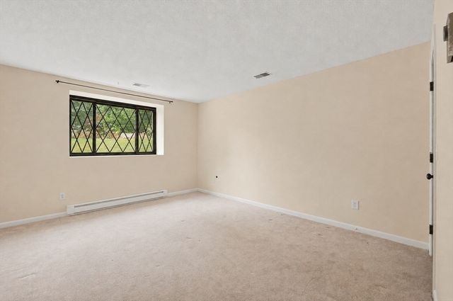 14 Royal Lake Drive 1, Braintree, MA 02184