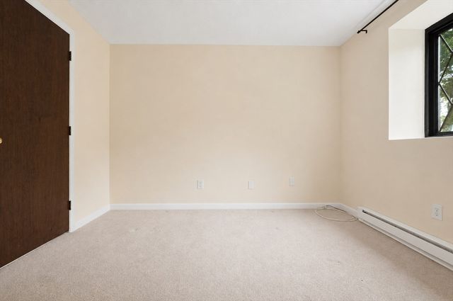 14 Royal Lake Drive 1, Braintree, MA 02184