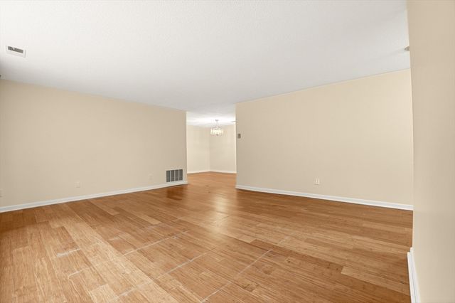 14 Royal Lake Drive 1, Braintree, MA 02184